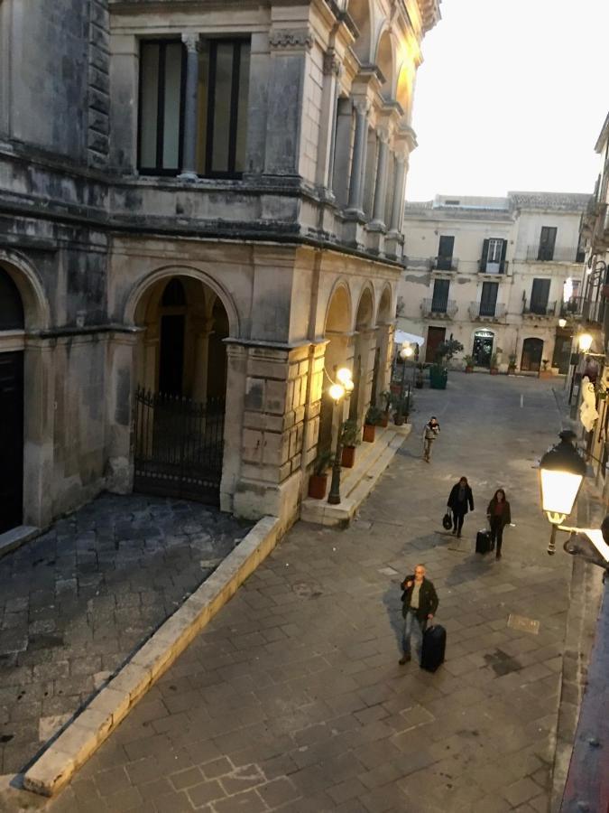 Апартаменты Il Sipario Palazzo Accolla Сиракузы Экстерьер фото